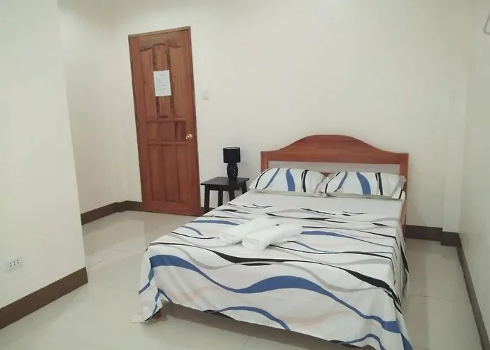 Hostel Junie House