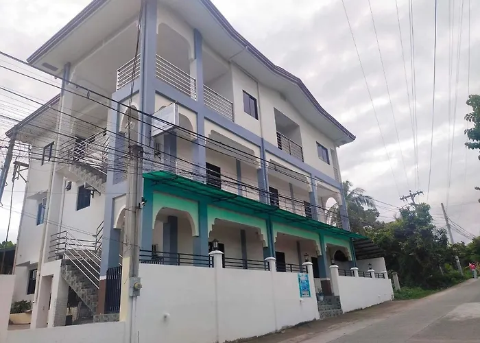 Hostel Junie House